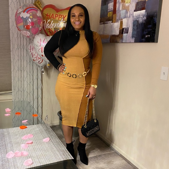 royalltee23